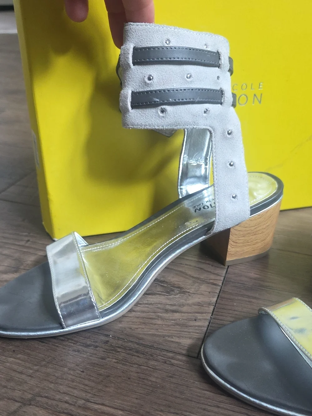 Kenneth Cole Reaction White and Silver Block Heel Sandals